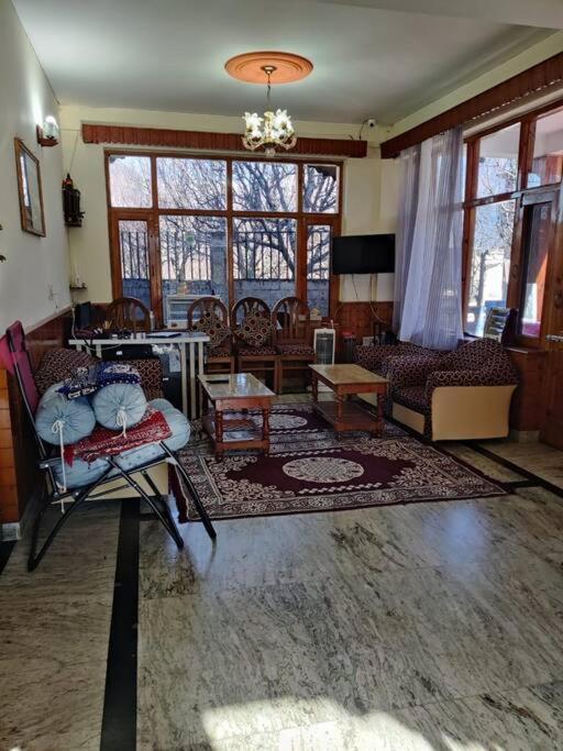 Aroma Taru Villa / Cottage ,Manali Exteriör bild