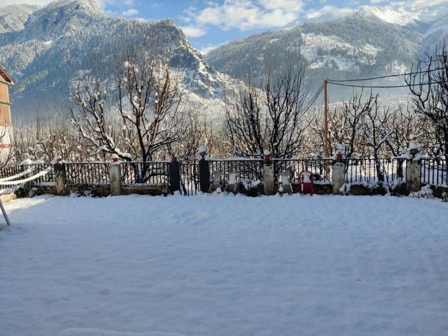 Aroma Taru Villa / Cottage ,Manali Exteriör bild
