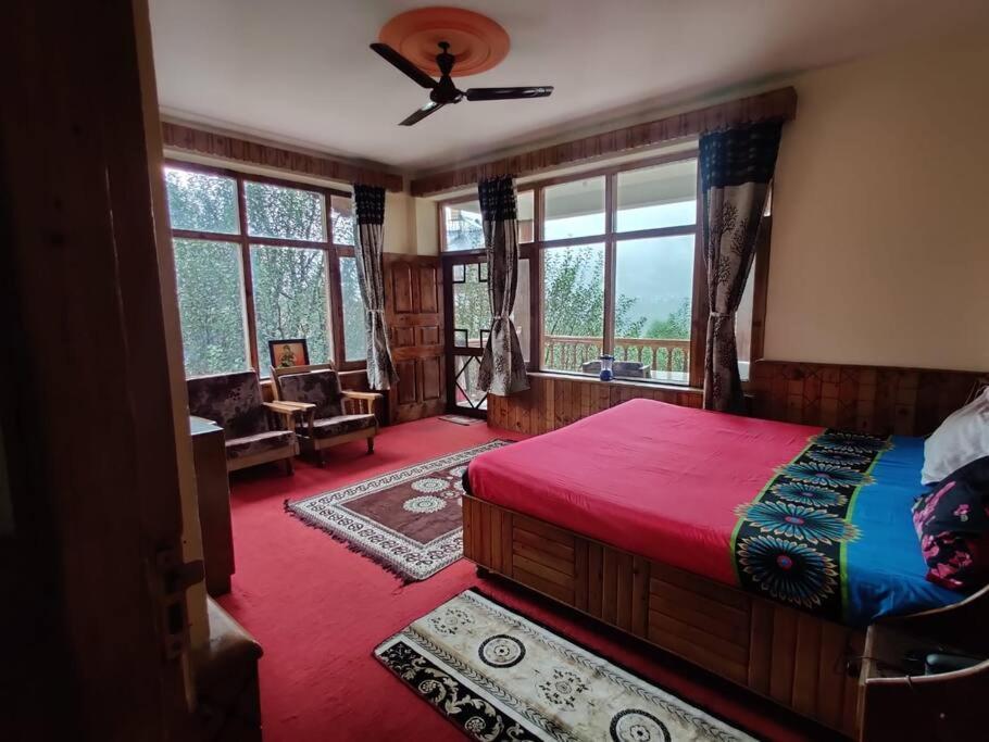 Aroma Taru Villa / Cottage ,Manali Exteriör bild